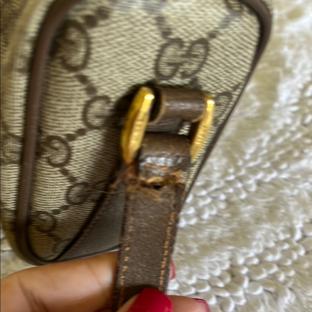 Gucci Brown Crossbody Bag with Geometric Pattern Preloved - Picture 10 of 16